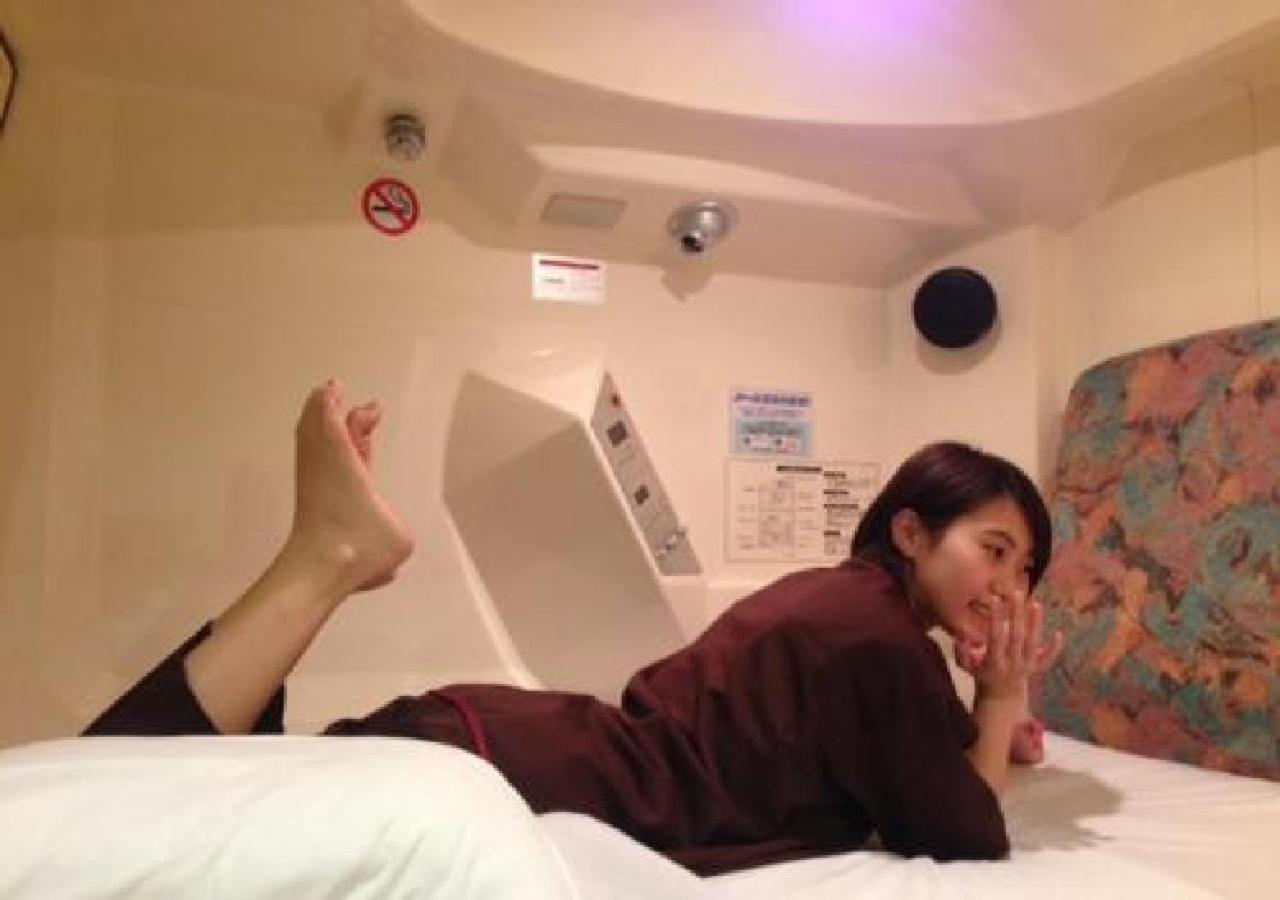 Capsule&Spa Grand Sauna Shinsaibashi Ōsaka Extérieur photo