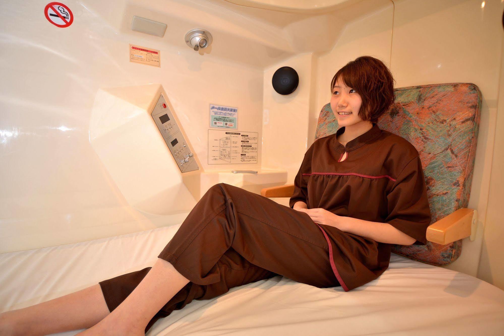 Capsule&Spa Grand Sauna Shinsaibashi Ōsaka Extérieur photo