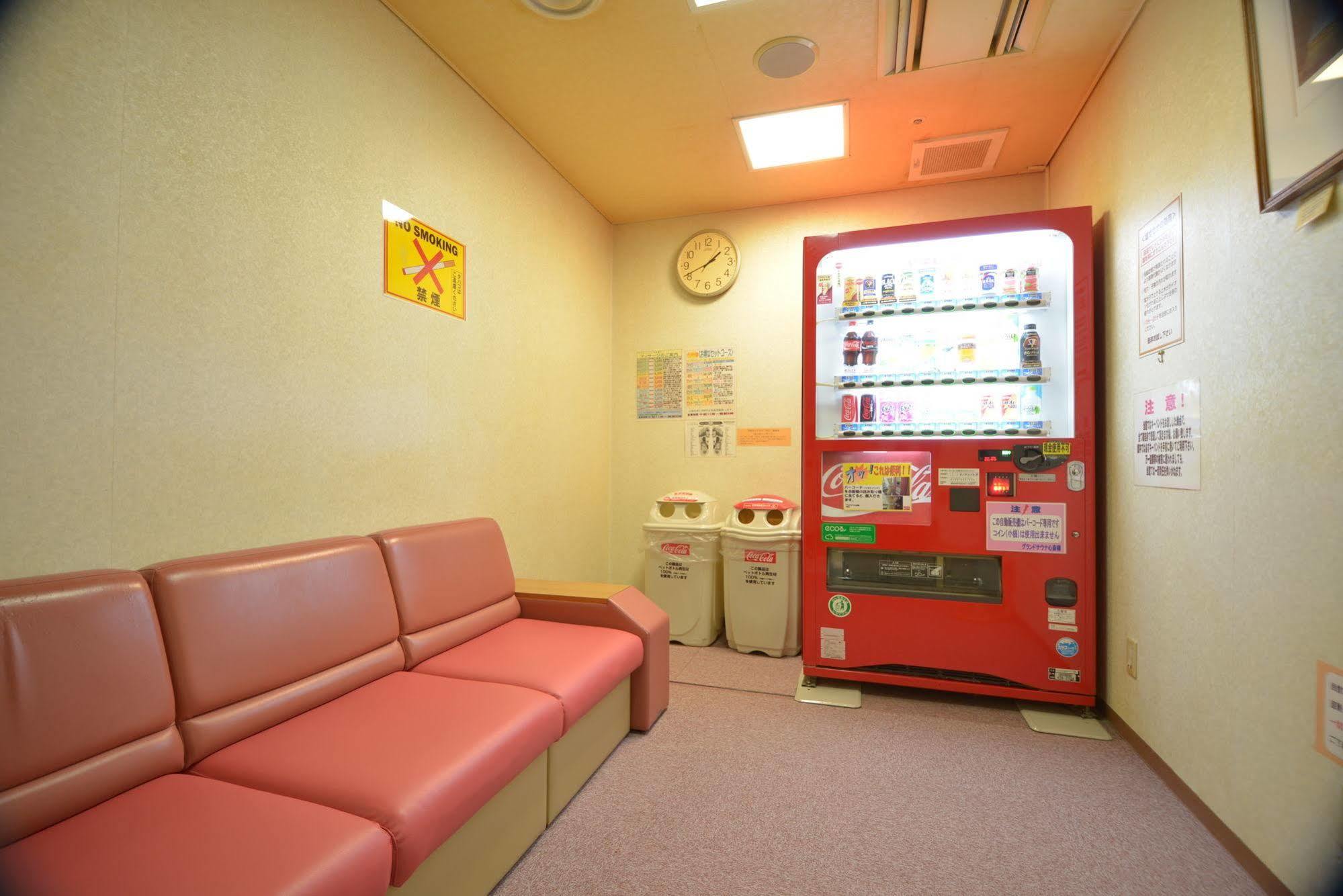 Capsule&Spa Grand Sauna Shinsaibashi Ōsaka Extérieur photo